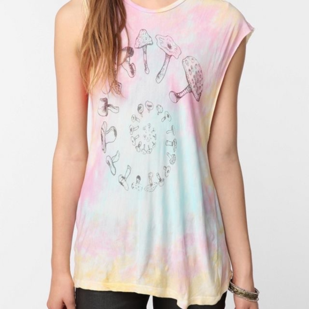 UNIF Daze Muscle Tee